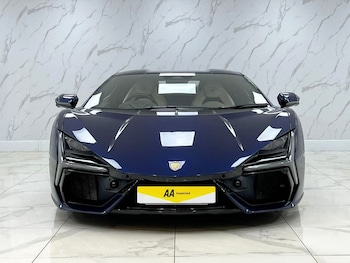 Used Lamborghini Revuelto 2024 for sale - 79233231: Photo