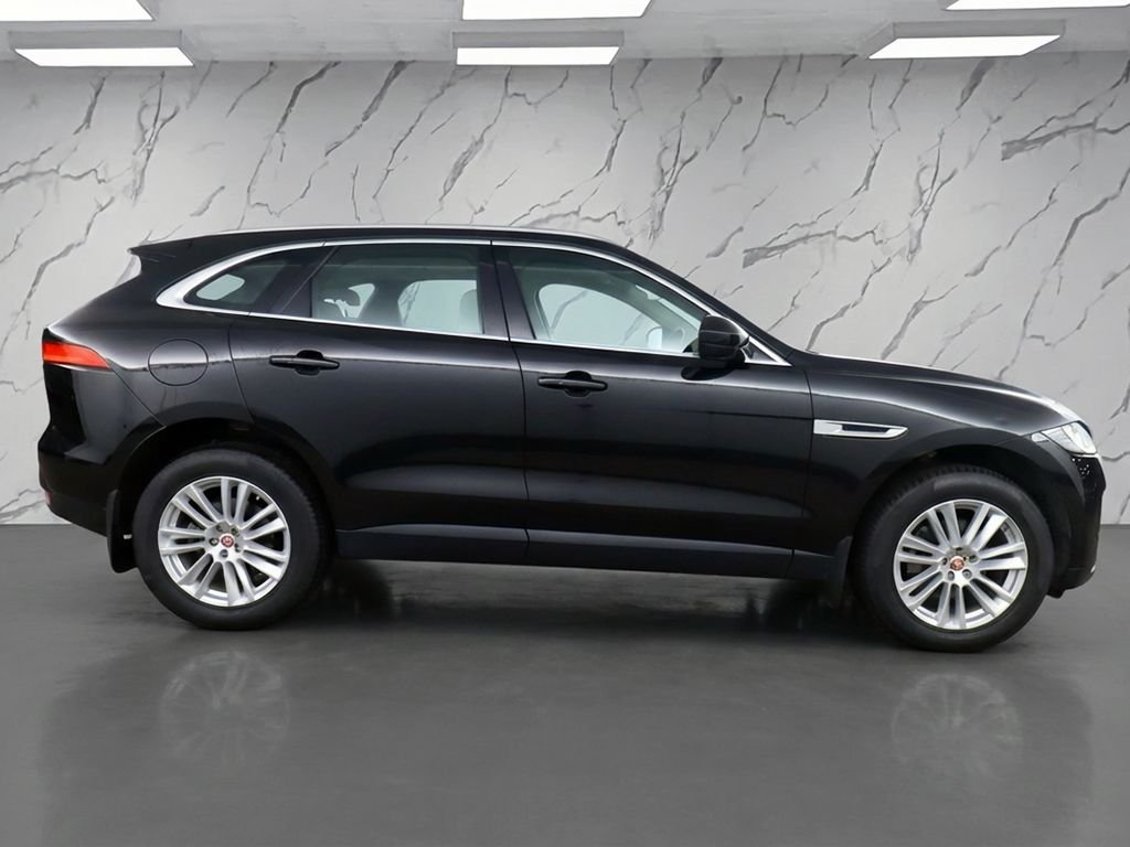 Used Jaguar F-Pace 2019 for sale - 77692982: Photo 5
