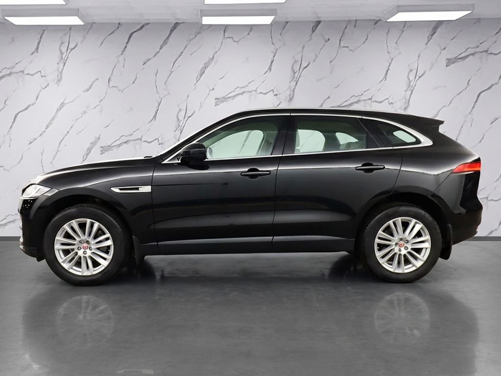 Used Jaguar F-Pace 2019 for sale - 77692982: Photo 6