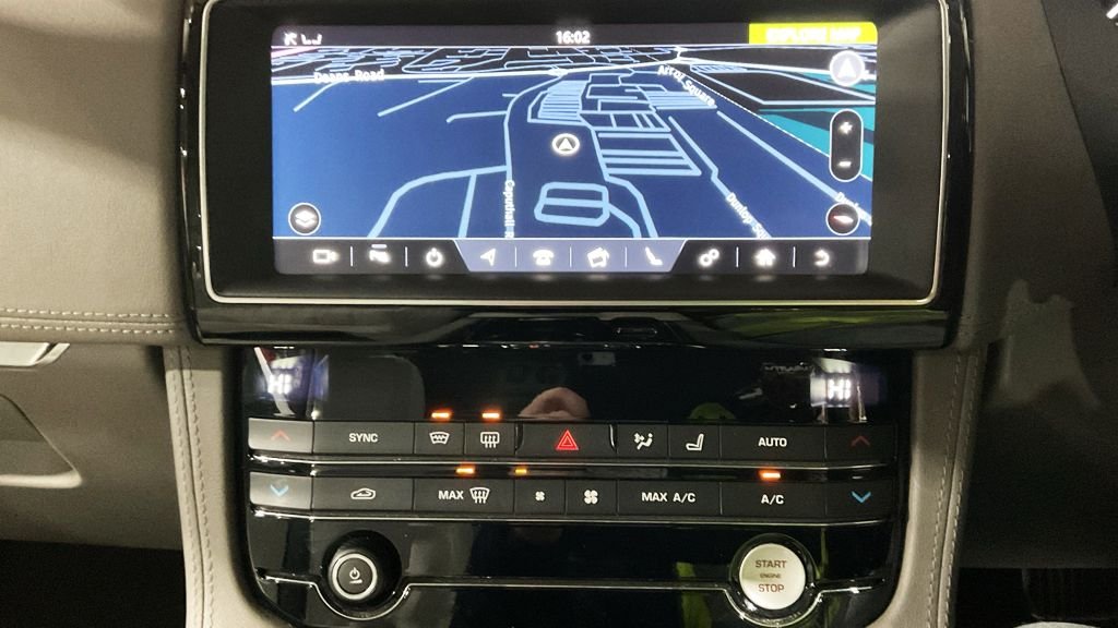 Used Jaguar F-Pace 2019 for sale - 77692982: Photo 7