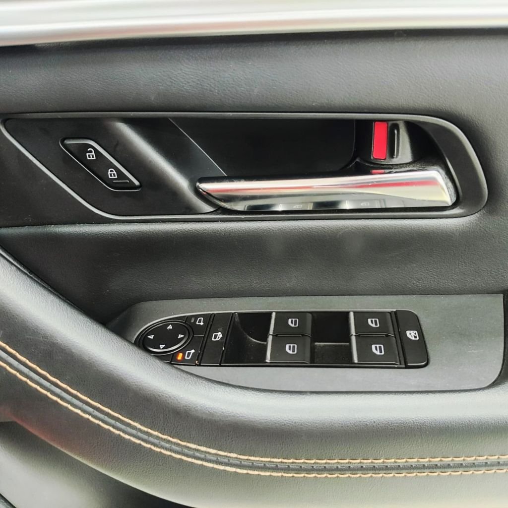 Used Mazda CX-60 2023 for sale - 78167161: Photo 39