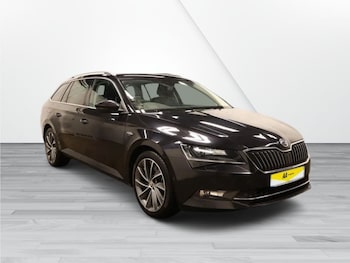 Used Skoda Superb 2018 for sale - 75923532: Photo