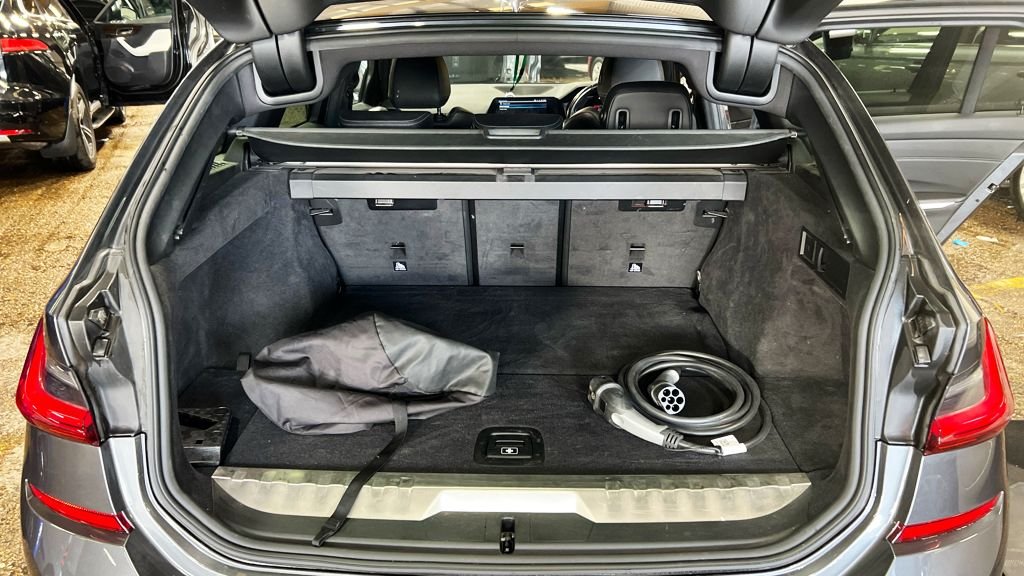 Used BMW 3 Series 2021 for sale - 76496854: Photo 12