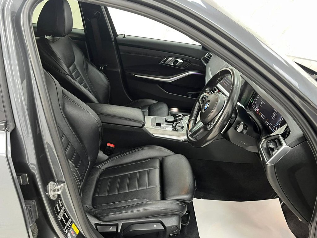 Used BMW 3 Series 2021 for sale - 76496854: Photo 30