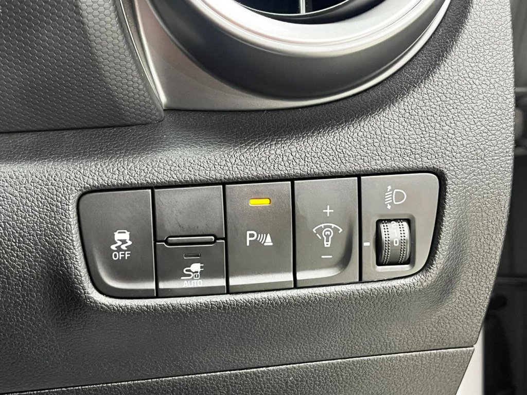 Used Hyundai KONA 2023 for sale - 76758732: Photo 27