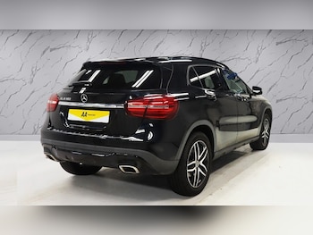 Used Mercedes-Benz GLA 2019 for sale - 76470540: Photo