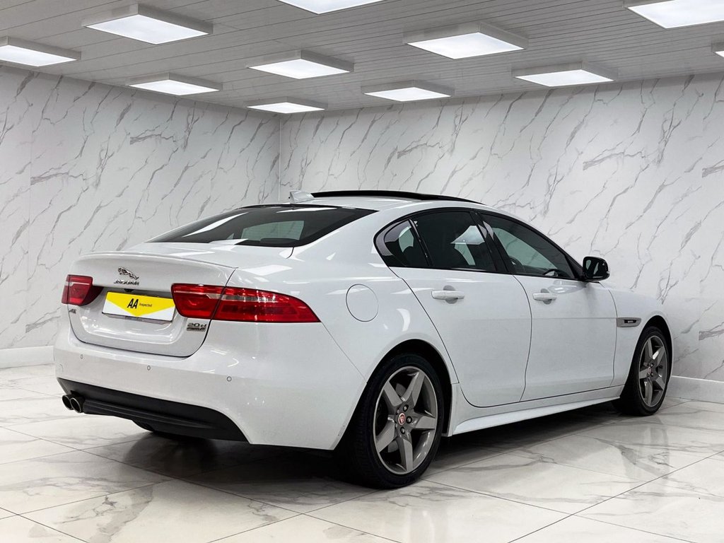 Used Jaguar XE 2016 for sale - 76581951: Photo 10