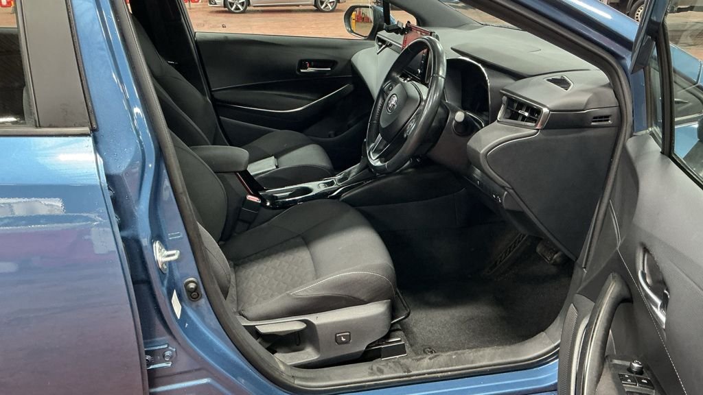 Used Toyota Corolla 2021 for sale - 76496601: Photo 10