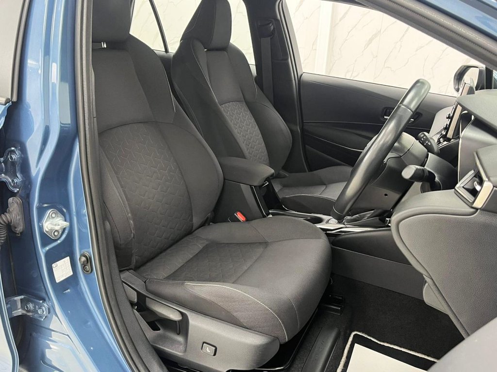 Used Toyota Corolla 2021 for sale - 76496601: Photo 29