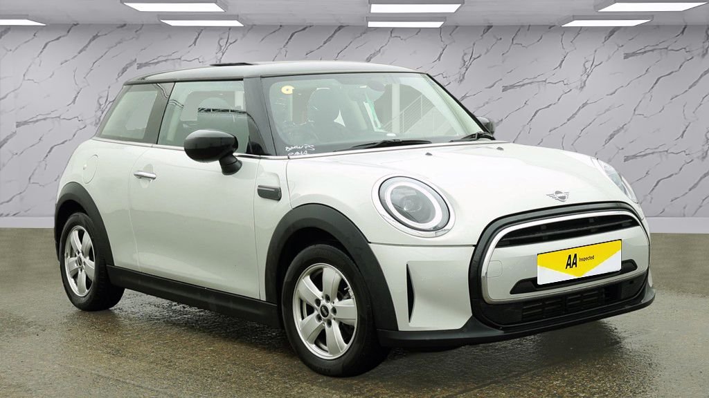 Used MINI Hatch 2022 for sale - 77452050: Photo 2