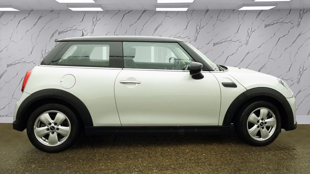 Used MINI Hatch 2022 for sale - 77452050: Photo 5