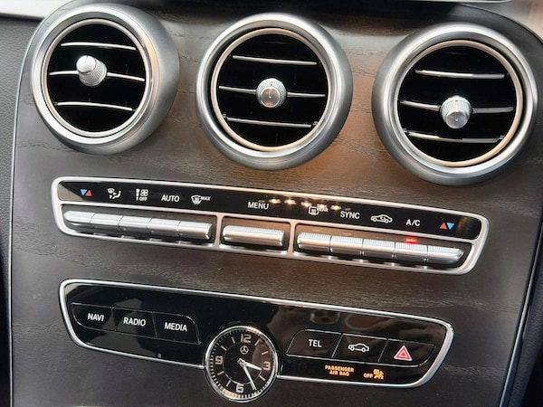 Used Mercedes-Benz C Class 2019 for sale - 76304224: Photo 18