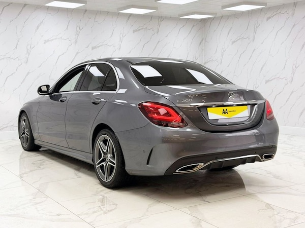 Used Mercedes-Benz C Class 2019 for sale - 76304224: Photo 9