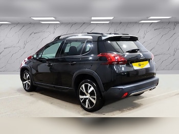 Used Peugeot 2008 2018 for sale - 76841537: Photo