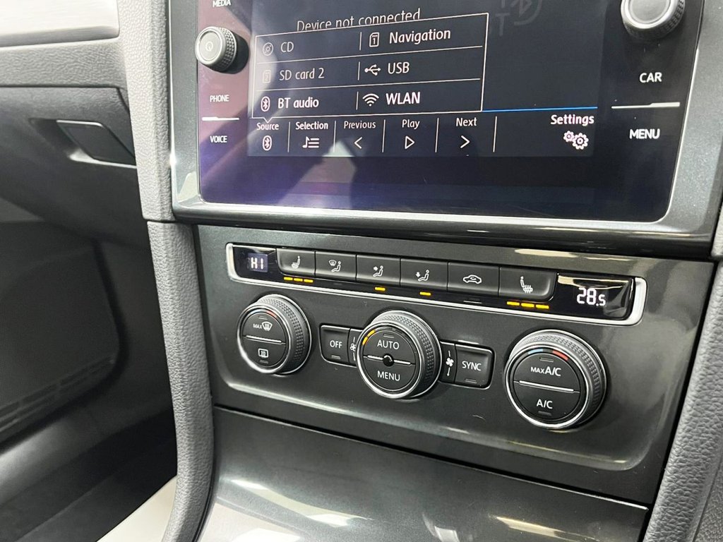 Used Volkswagen Golf 2019 for sale - 76934469: Photo 21