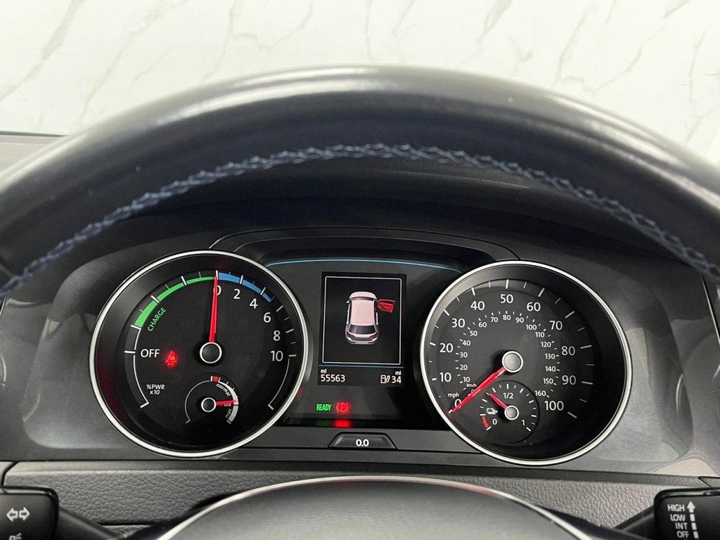 Used Volkswagen Golf 2019 for sale - 76934469: Photo 24