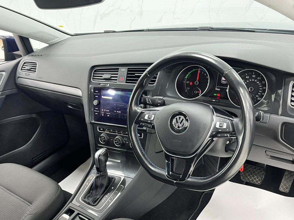 Used Volkswagen Golf 2019 for sale - 76934469: Photo 27