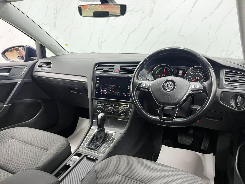 Used Volkswagen Golf 2019 for sale - 76934469: Photo 28
