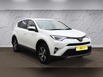 Used Toyota RAV4 2017 for sale - 76820777: Photo
