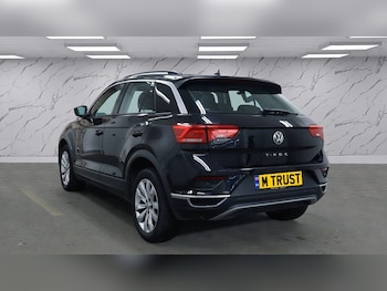 Used Volkswagen T-Roc 2020 for sale - 78597722: Photo