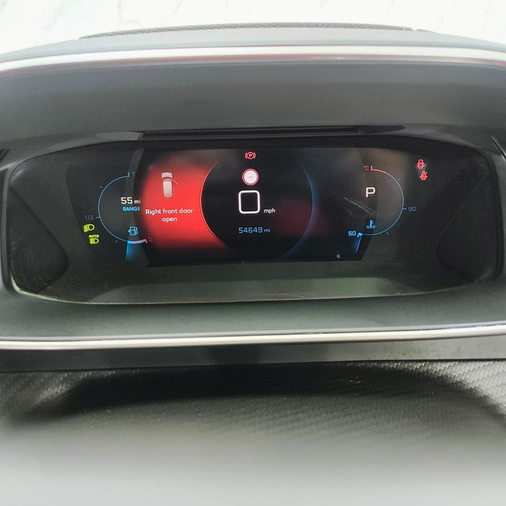 Used Peugeot 208 2023 for sale - 77990967: Photo 32