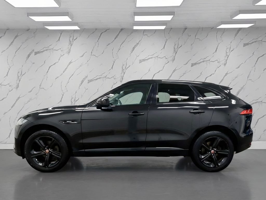 Used Jaguar F-Pace 2018 for sale - 77369861: Photo 6