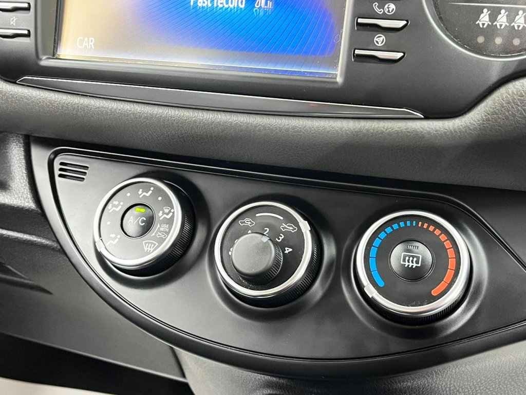 Used Toyota Yaris 2019 for sale - 76147842: Photo 23