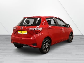 Used Toyota Yaris 2019 for sale - 76147842: Photo