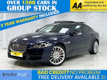 Used Jaguar XE 2017 for sale - 77407673: Photo