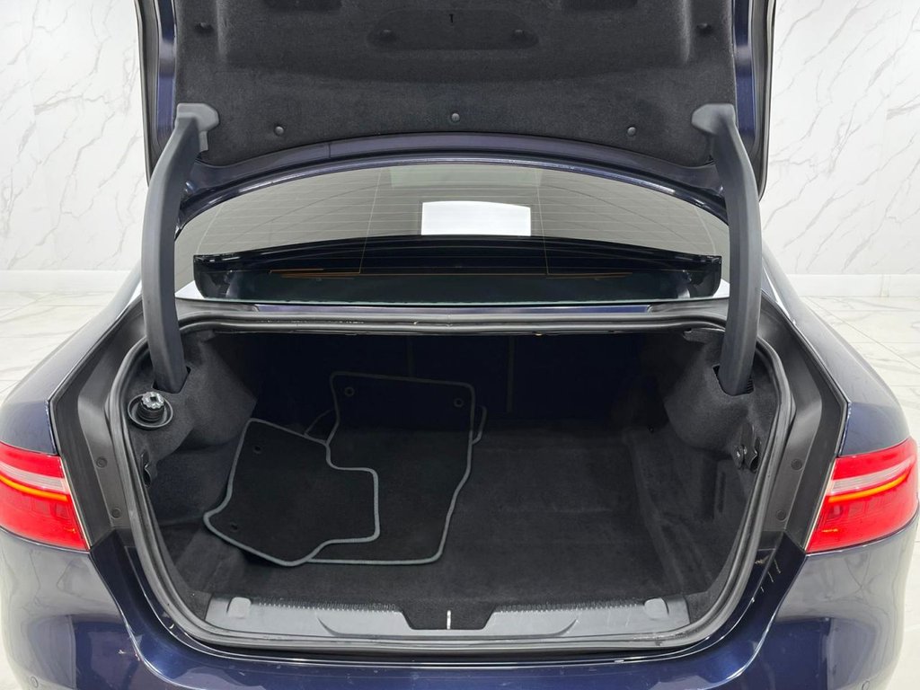 Used Jaguar XE 2017 for sale - 77407673: Photo 37