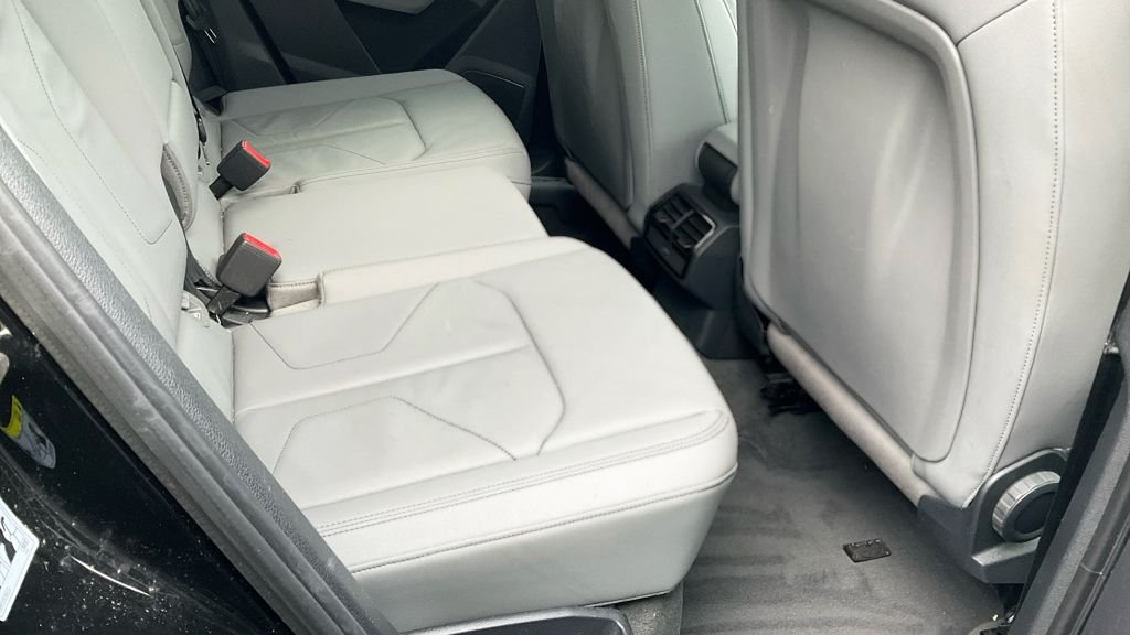 Used Audi Q3 2019 for sale - 77952642: Photo 10