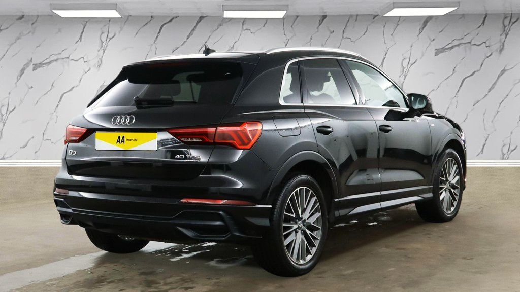 Used Audi Q3 2019 for sale - 77952642: Photo 4