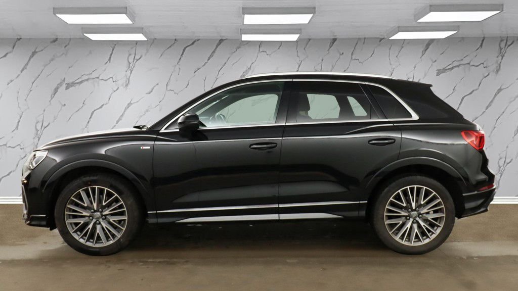 Used Audi Q3 2019 for sale - 77952642: Photo 6