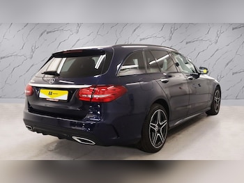 Used Mercedes-Benz C Class 2021 for sale - 76496872: Photo