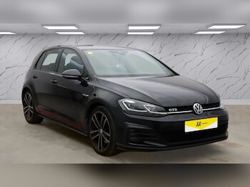 Used Volkswagen Golf 2019 for sale - 78401608: Photo