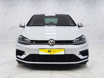 Used Volkswagen Golf 2019 for sale - 78533890: Photo