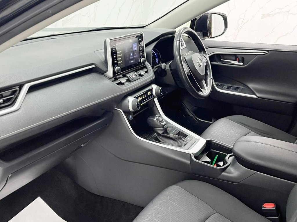 Used Toyota RAV4 2020 for sale - 76855091: Photo 17