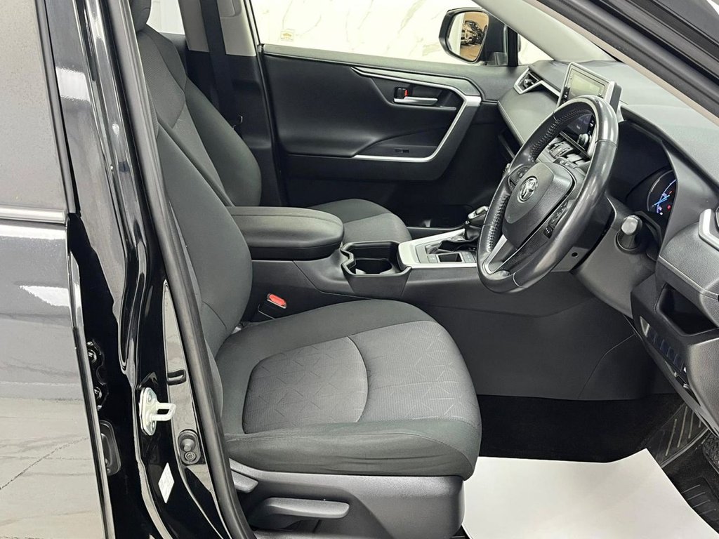 Used Toyota RAV4 2020 for sale - 76855091: Photo 28