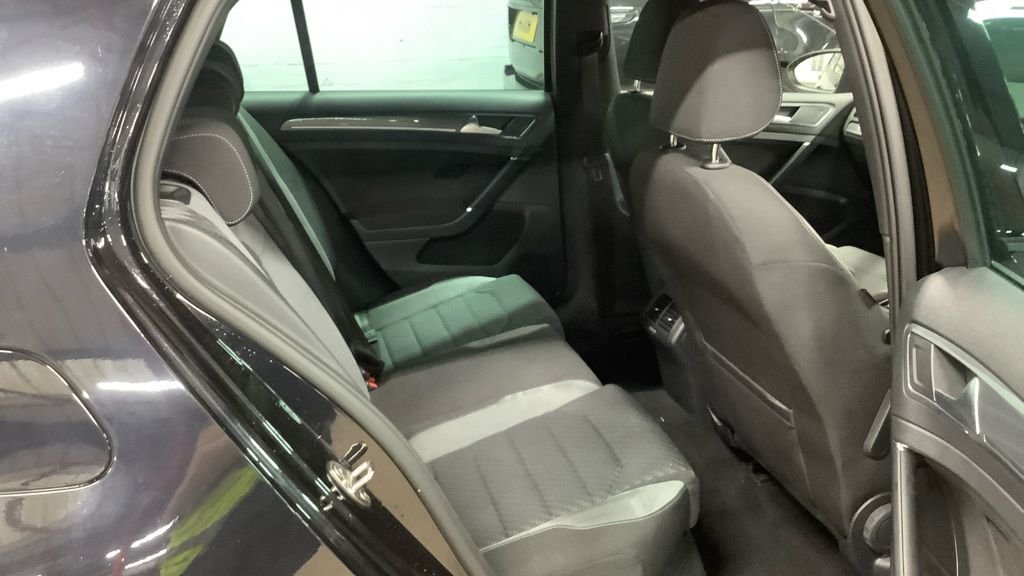 Used Volkswagen Golf 2019 for sale - 76163486: Photo 10