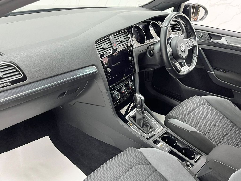 Used Volkswagen Golf 2019 for sale - 76163486: Photo 15