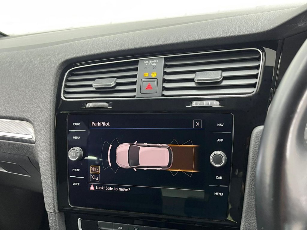 Used Volkswagen Golf 2019 for sale - 76163486: Photo 17