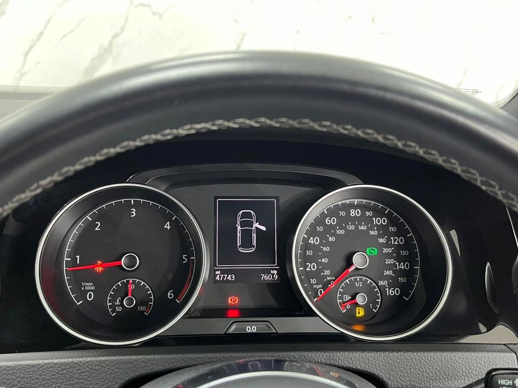 Used Volkswagen Golf 2019 for sale - 76163486: Photo 23