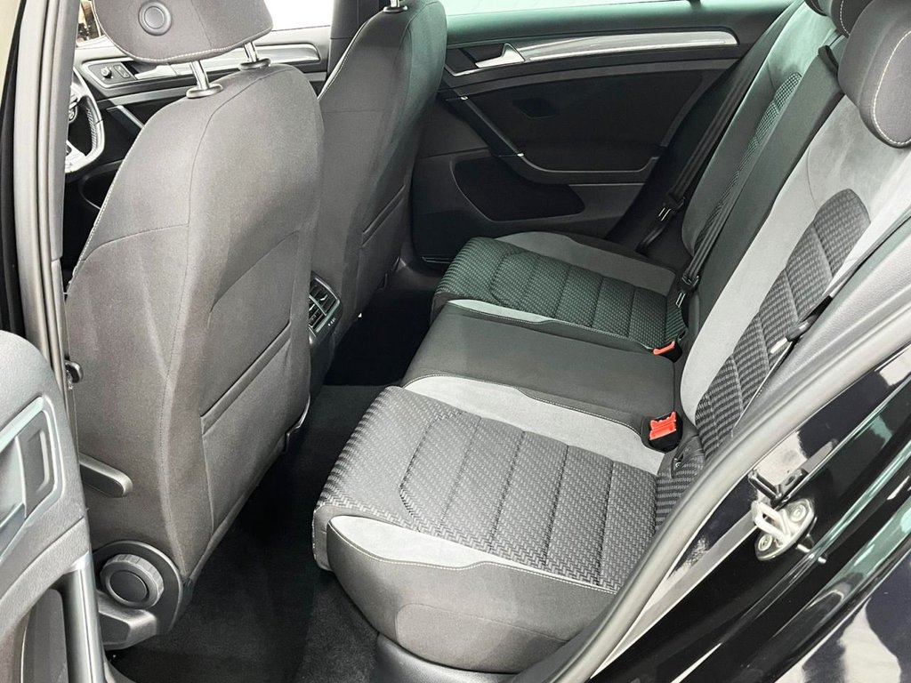 Used Volkswagen Golf 2019 for sale - 76163486: Photo 32