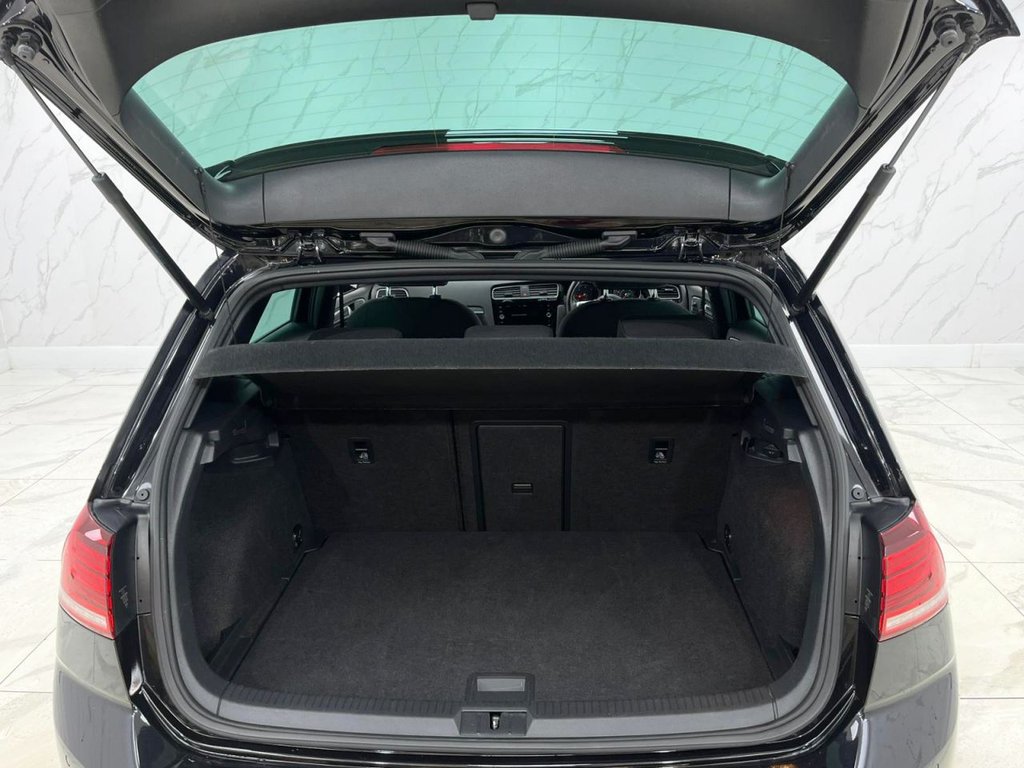 Used Volkswagen Golf 2019 for sale - 76163486: Photo 33