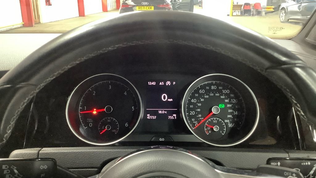 Used Volkswagen Golf 2019 for sale - 76163486: Photo 8