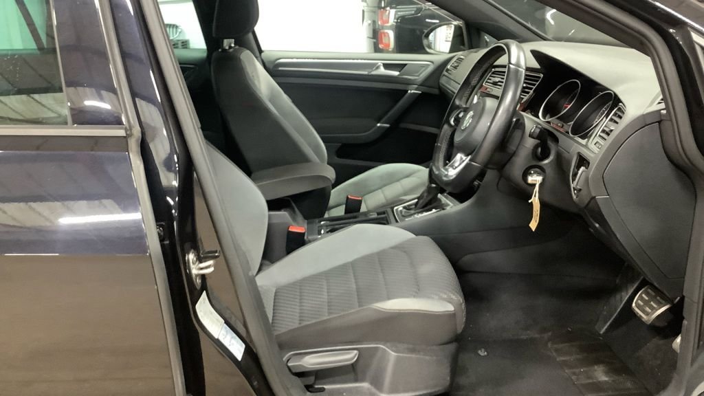 Used Volkswagen Golf 2019 for sale - 76163486: Photo 9