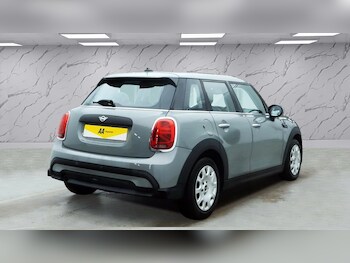 Used MINI Hatch 2022 for sale - 77464429: Photo