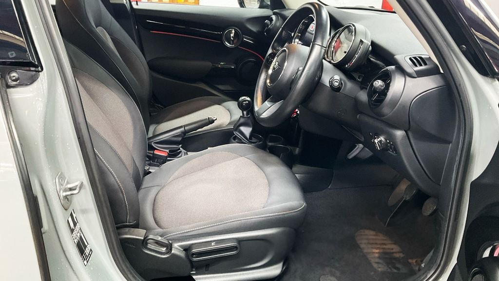 Used MINI Hatch 2022 for sale - 77464429: Photo 9