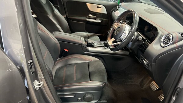 Used Mercedes-Benz EQA 2021 for sale - 76266943: Photo 9