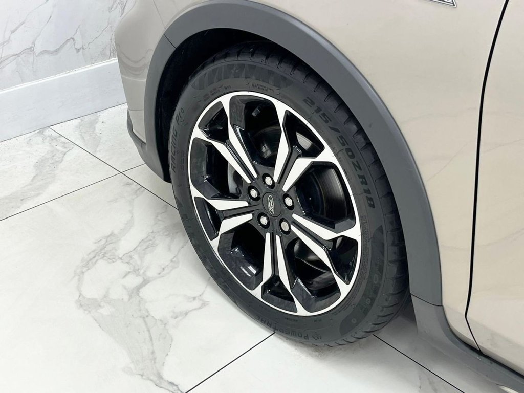 Used Ford Focus 2019 for sale - 76147869: Photo 16